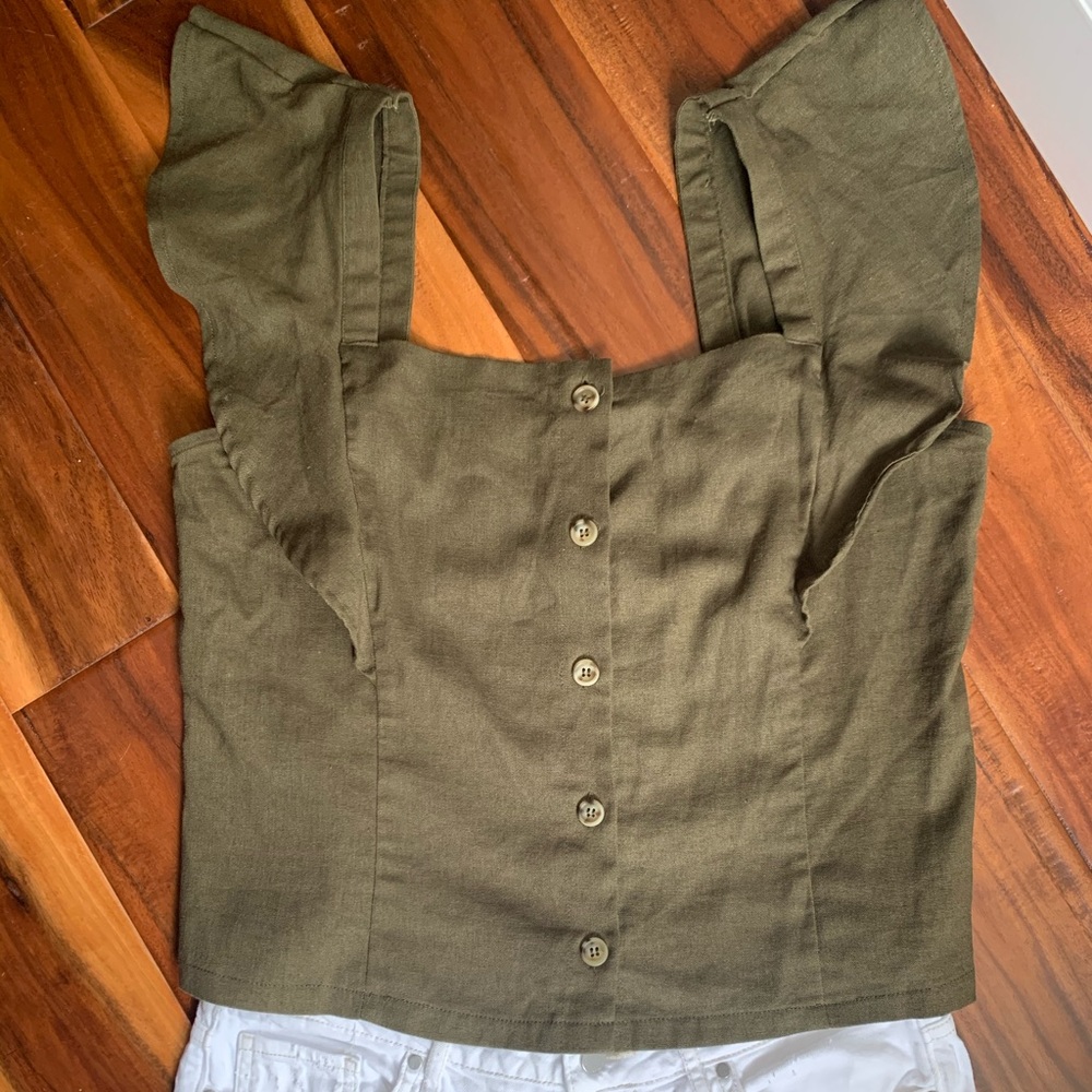 Like new, Lush linen button up tank top
